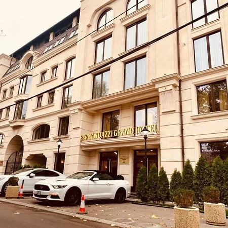 Bernardazzi Grand Hotel Chisinau Exterior foto