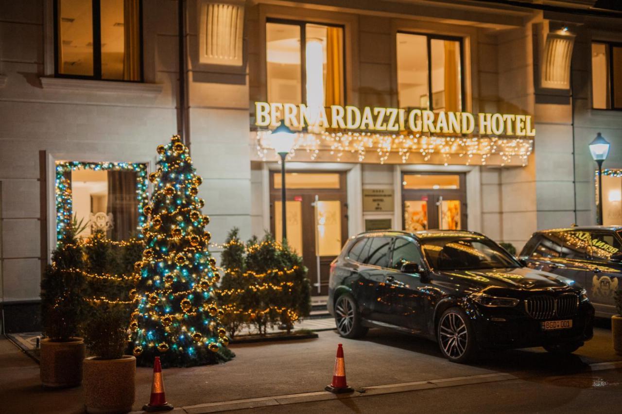Bernardazzi Grand Hotel Chisinau Exterior foto